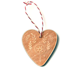 Woodland-Christmas-Ornaments-heart-maple-wood