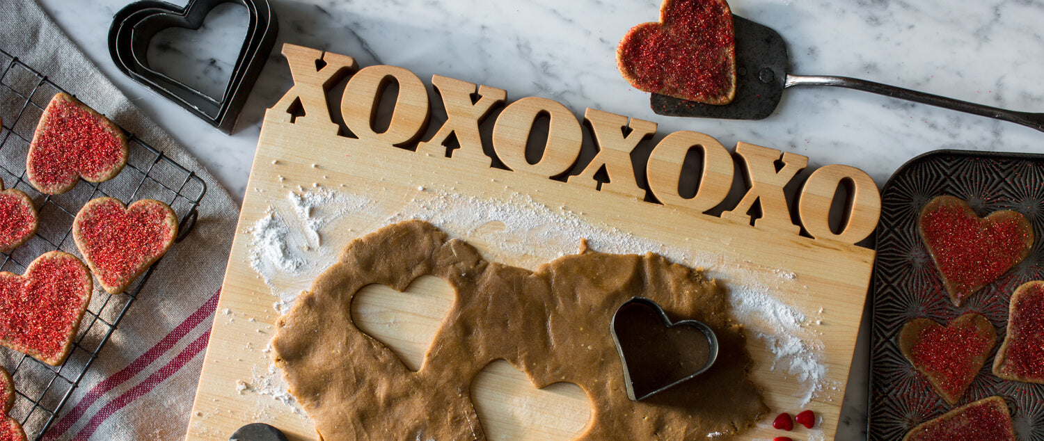 XOXO Personalized Cutting Board