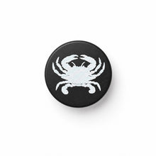 crab image laser engraved on black bottle stopper, white background