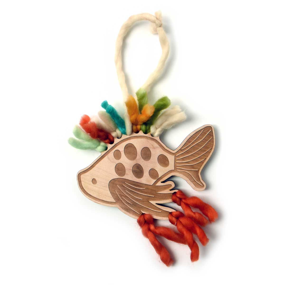 Animal Crafts - Fish shape with yarn