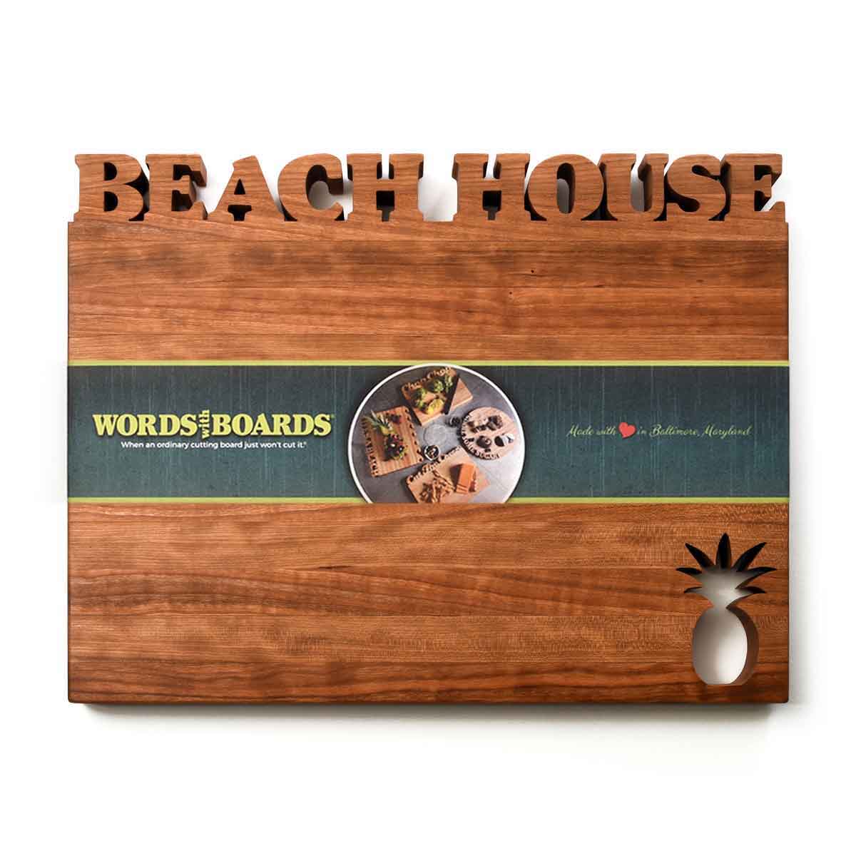 https://wordswithboards.com/cdn/shop/products/PERSONALIZEDCUTTINGBOARD_Pineappleshapeandnamescarvedout.jpg?v=1611525047