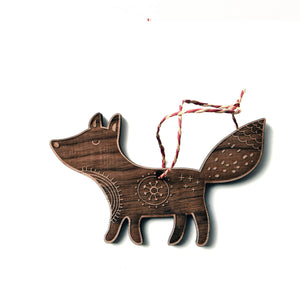 Woodland-Christmas-Ornaments-fox-walnut-wood
