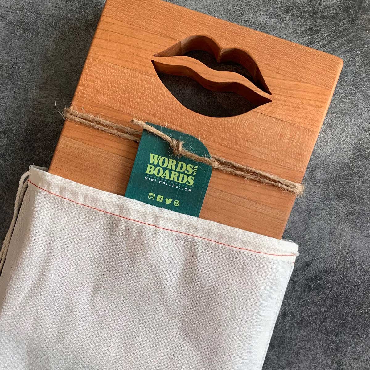 Lips Board
